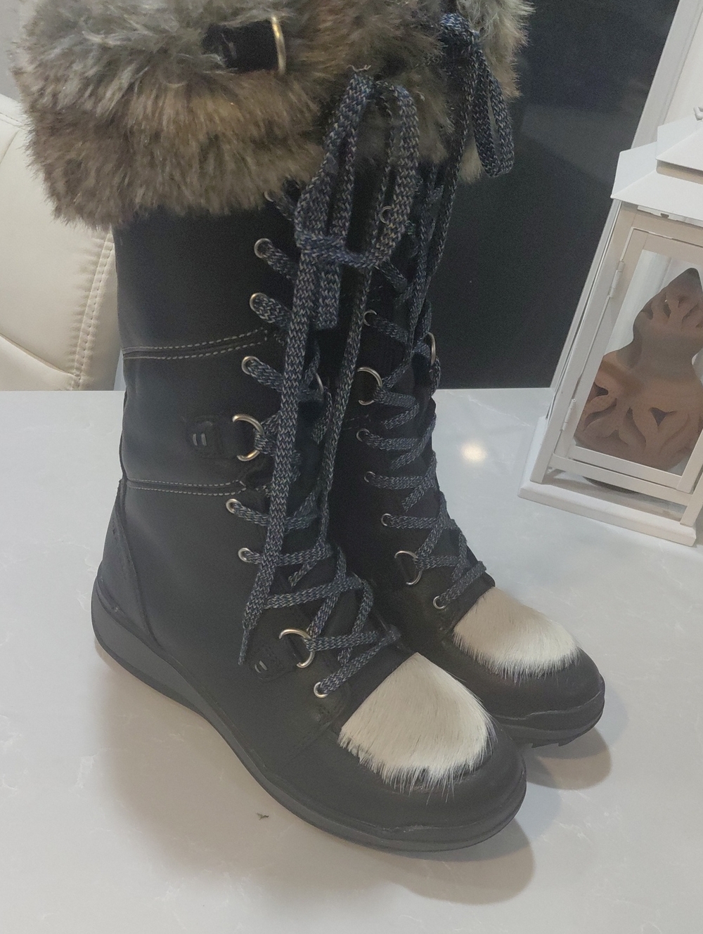 Merrell Black Winter Lace-Up Boots with White Fur Toe Accent